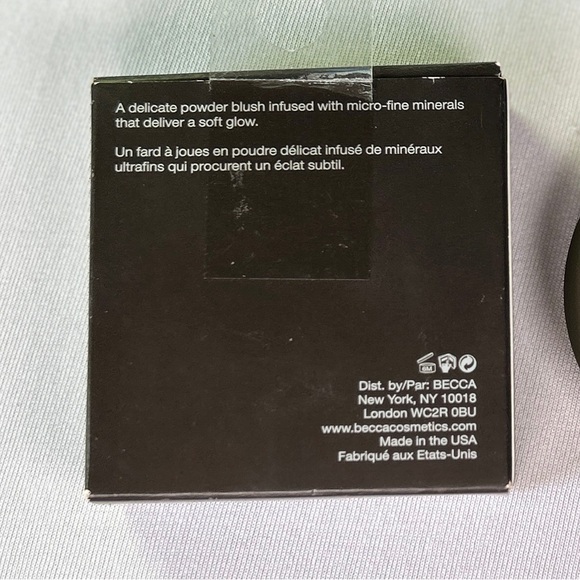 NIB Becca Mineral Blush-Full Size - Nightingale - Picture 7 of 7